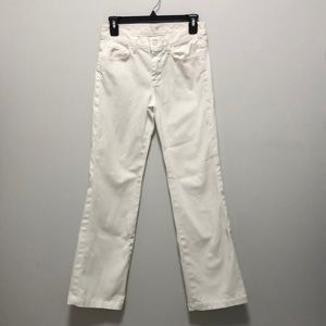 7 for all mankind white denim jeans. Size 26 bootcut style.